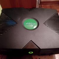 Xbox promo modello con gioco 
