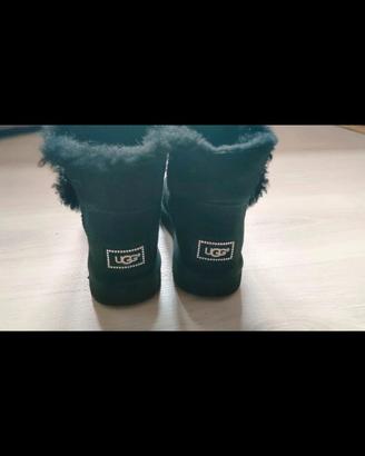 Ugg mini