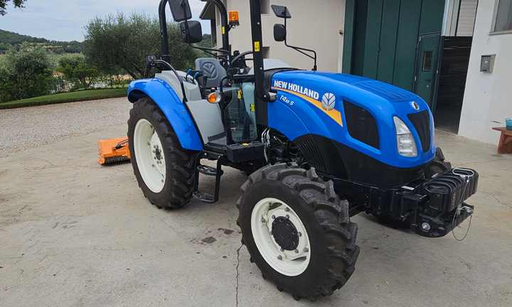 Trattore New Holland t4 55 S 65 ORE
