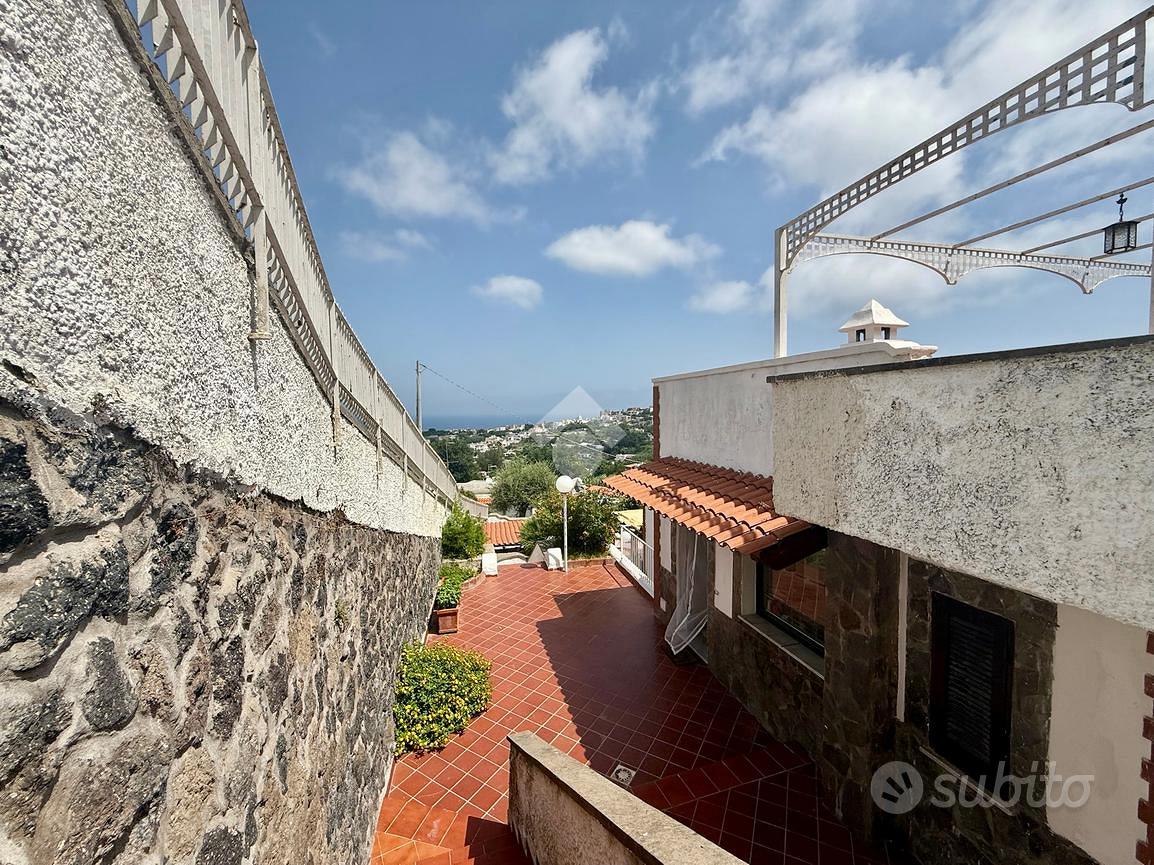 House in Ischia, Piripissa, Campagnano - More