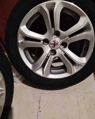 Cerchi in lega per Peugeot 208
