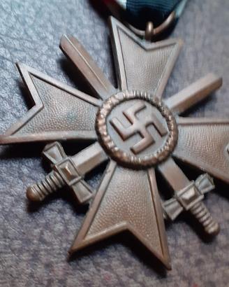 3° REICH CROCE AL MERITO CON SPADE
