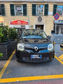 twingo urban night 100%elettrica 