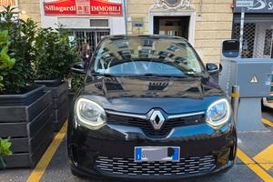 twingo urban night 100%elettrica 