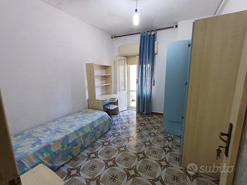 3 Camere via libeccio x single lavoratori studenti