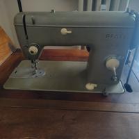 Macchina per cucire a pedale Pfaff 60
