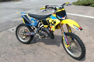 Cross Suzuki RM 125 2004 meno di 2 ore
