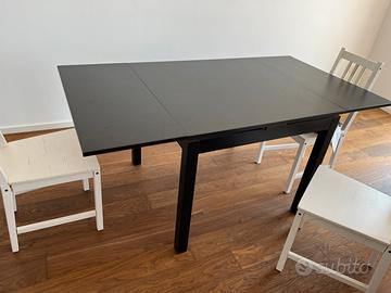 Tavolo Ikea nero