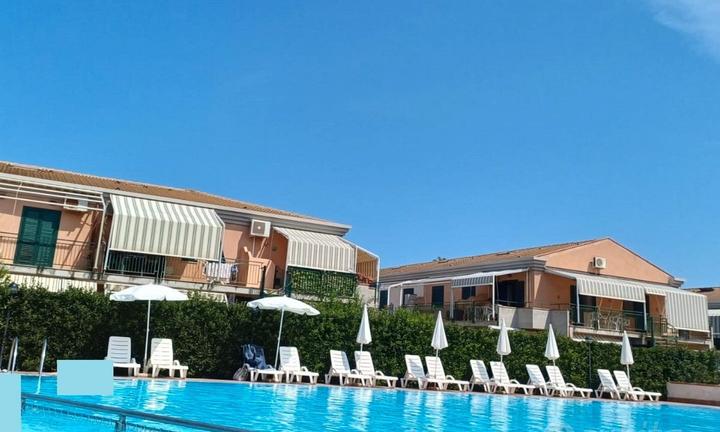 Residence AGAVE 3 vani con piscina rif.123/25