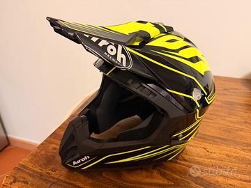 Casco motocross Airoh taglia L