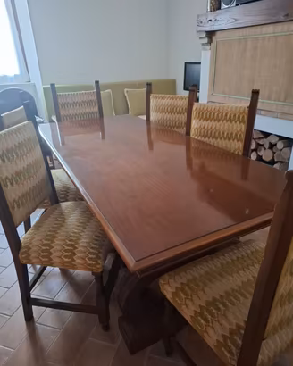 Tavolo da pranzo  stile vintage/classico + 6 sedie