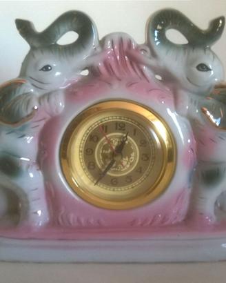 Orologio vintage in porcellana con elefanti