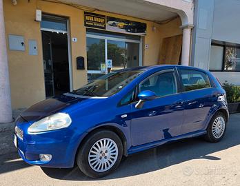 Fiat Grande Punto 1.3 MJT 90 CV 5 porte NEOPATENTA