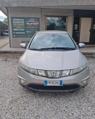 Honda Civic 1.8 i-VTEC 5p. Executive i-P