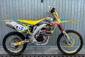 SUZUKI RMZ 450 cross