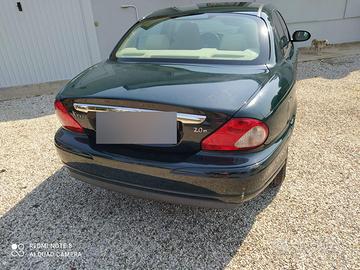Jaguar in buone condizioni