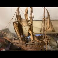 Veliero in legno
