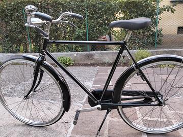 Bici  da  città  freni a bacchetta