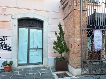 Locale commerciale Via Palombo 31mq