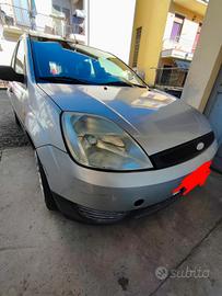 Ford Fiesta 2004