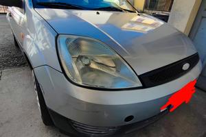 Ford Fiesta 2004