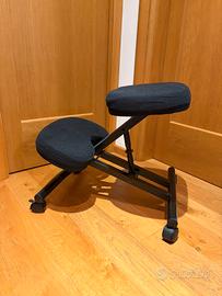 Sedia ergonomica appoggio ginocchia