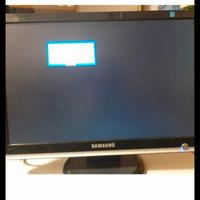 scermo PC  samsung usato funzionante 