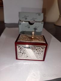 Scatola in legno e argento