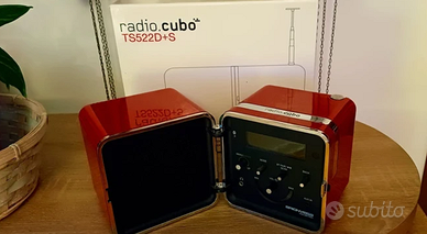 Brionvega Radio Cubo TS522D+S rossa con scatola