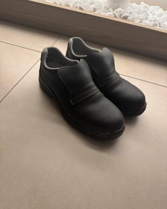 Scarpe antinfortunistiche/ da lavoro taglia 42