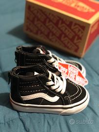 Scarpe bimbo Vans nere n. 21.5 NUOVE