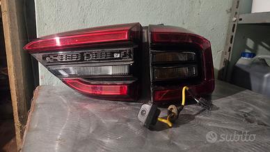 fanale posteriore DX DR 4.0  e retrocamera