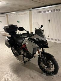 Ducati Multistrada 950s spoked wheels