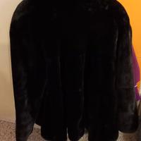 Giacca in pelliccia ecologica colore nero