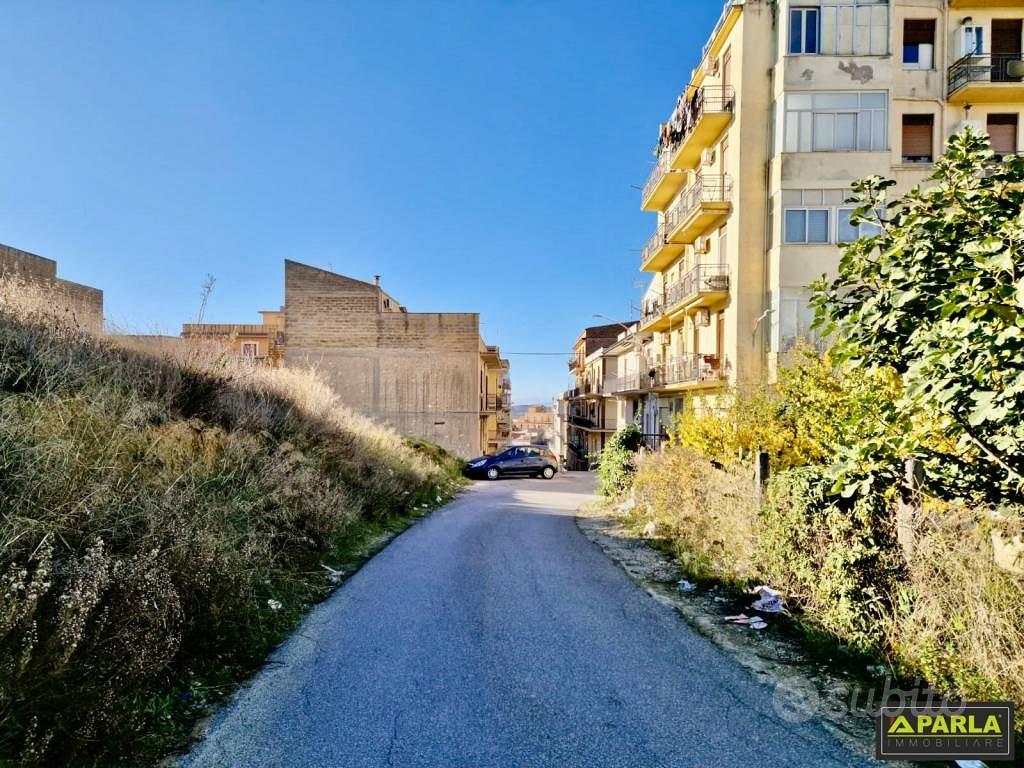 Terreno di 2500 m² a Canicattì - Vista 3