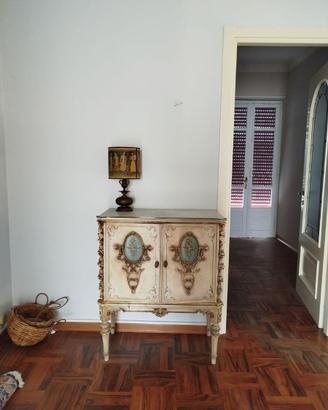 Mobiletto vintage stile veneziano laccato
