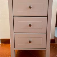 Comodini/Mobiletti moderni in legno bianchi