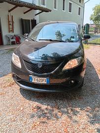 Lancia y benzina/gpl
