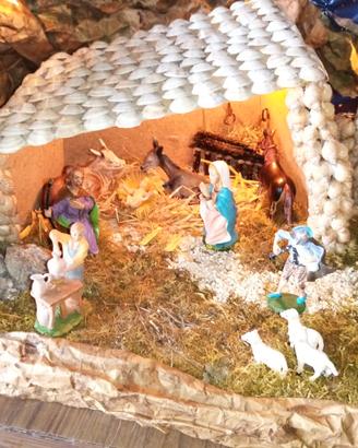 Presepe di conchiglie