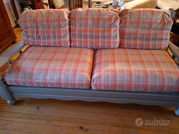 Divano in legno stile country