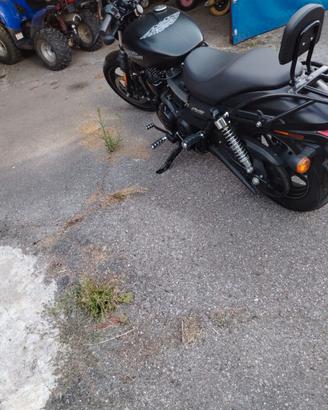 Harley Davidson Street 750
