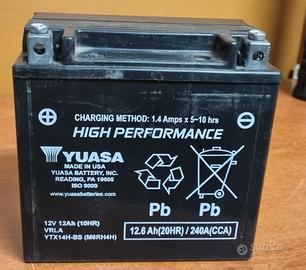 Batteria Yuasa YTX14H-BS 12v 12Ah