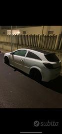Opel astra H GTC