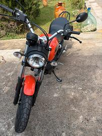 DUCATI SCRAMBLER 400