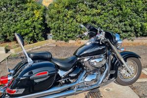 Suzuki Intruder C800