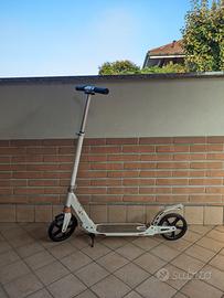 Monopattino Urban Scooter pieghevole