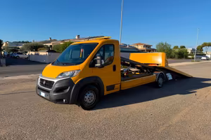 CARRO ATTREZZI PIANALE SCARRABILE PATENTE B