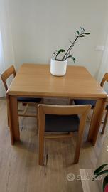 Tavolo allungabile in legno