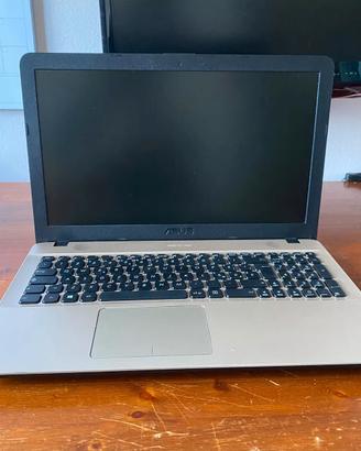 pc portatile Asus ic 3 256gb