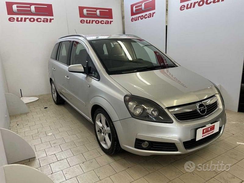 Opel Zafira 2ª serie